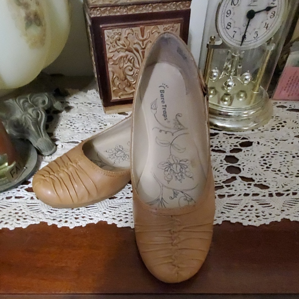 Bare Trap flats